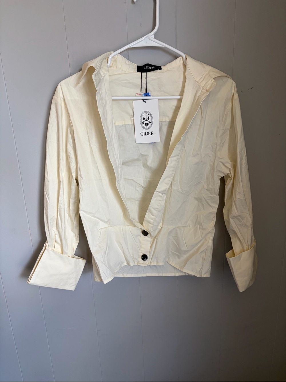 Cider Women's Cream blouse